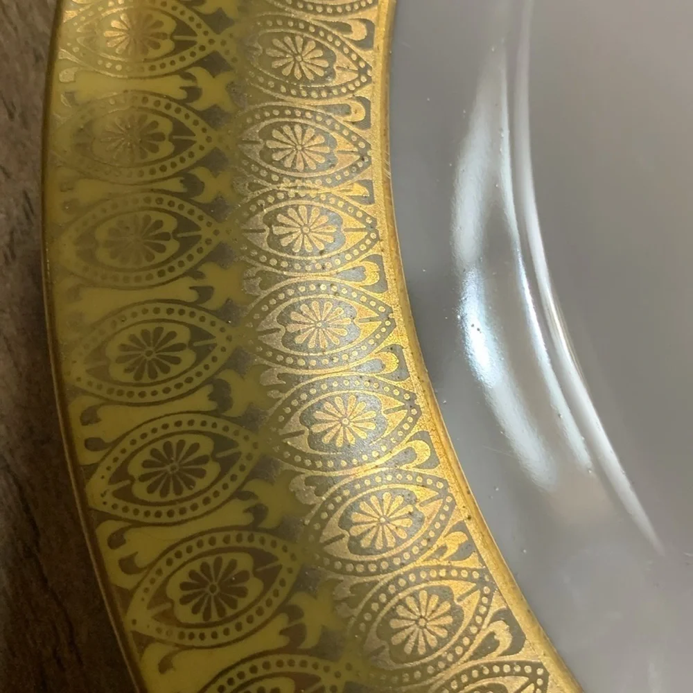 White & Gold Vintage 1960s Ceramic Round Platter Serving Plate Fine Dining